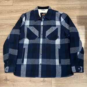 Bass Outdoor Men’s Plaid Flannel Sherpa lined jacket